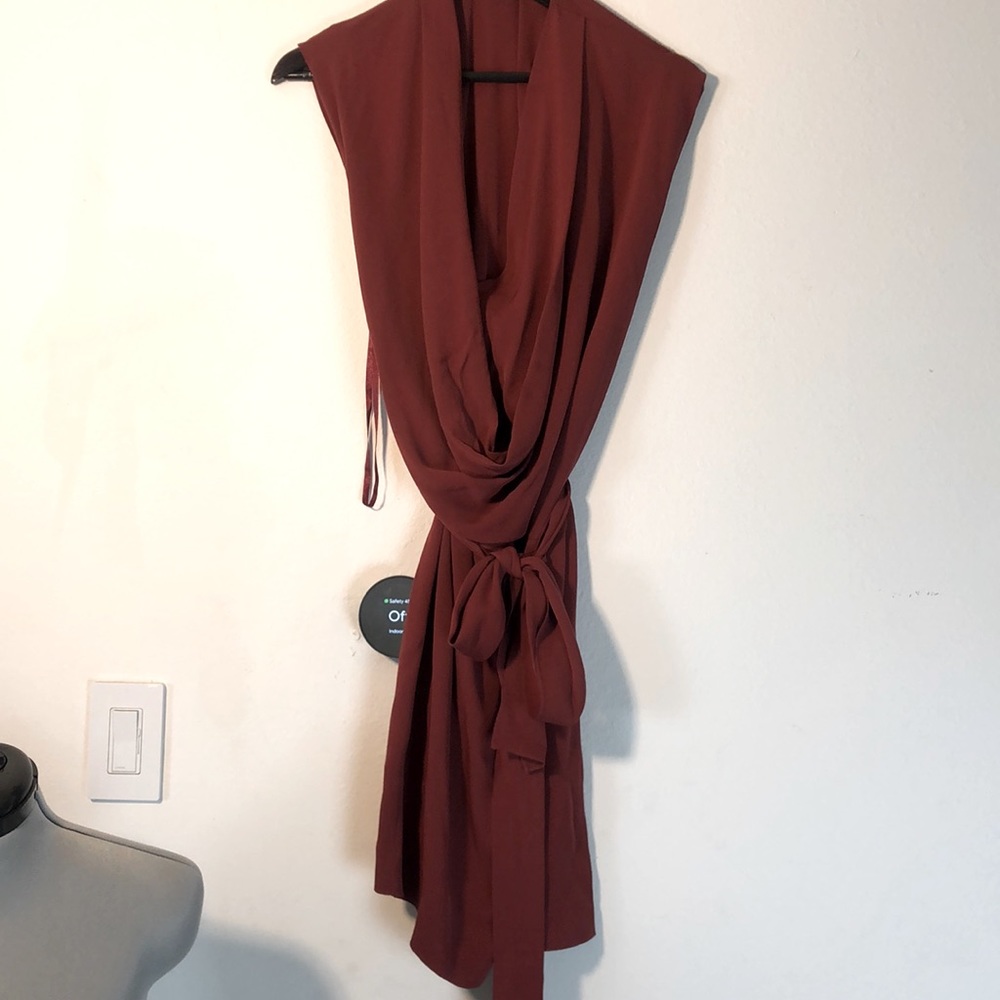 Silk Diane con furstenberg size 4 / m dress new